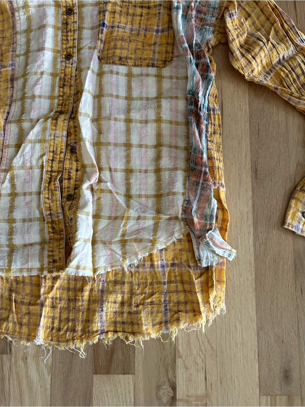 Mystree Yellow & White Plaid Cotton Raw Hem Flannel Button Up Shirt medium - Picture 4 of 11